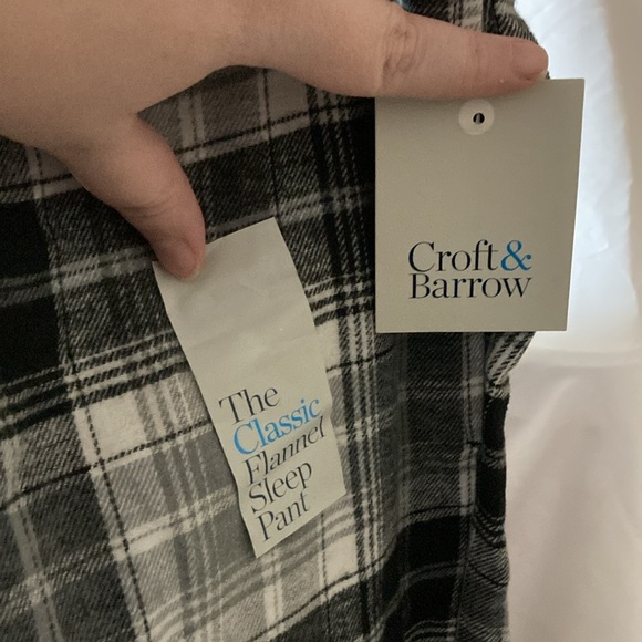 Croft and barrow classic flannel sleep pants - Picture 3 of 6